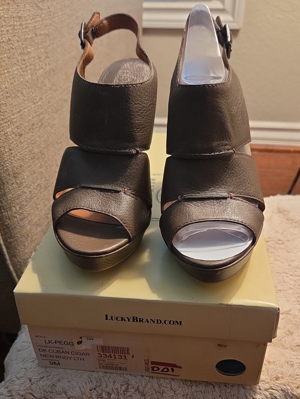 Women’s Lucky Brand "Peggy" Leather Slingback Wedge0 Sandals